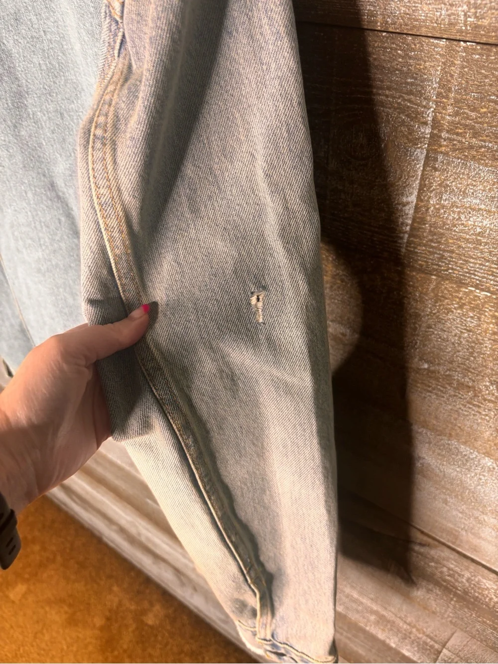 Levi's Men's NWT Denim The Trucker Jacket - Light Blue - Picture 5 of 5